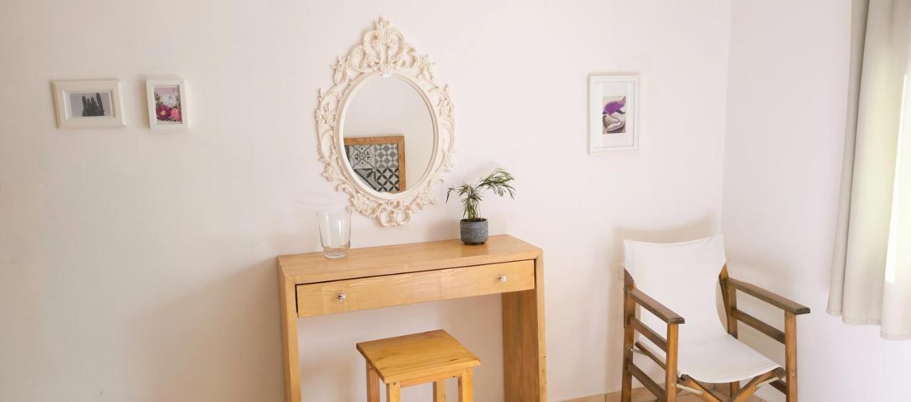Central Apartment, Fully Equipped Himare Eksteriør bilde
